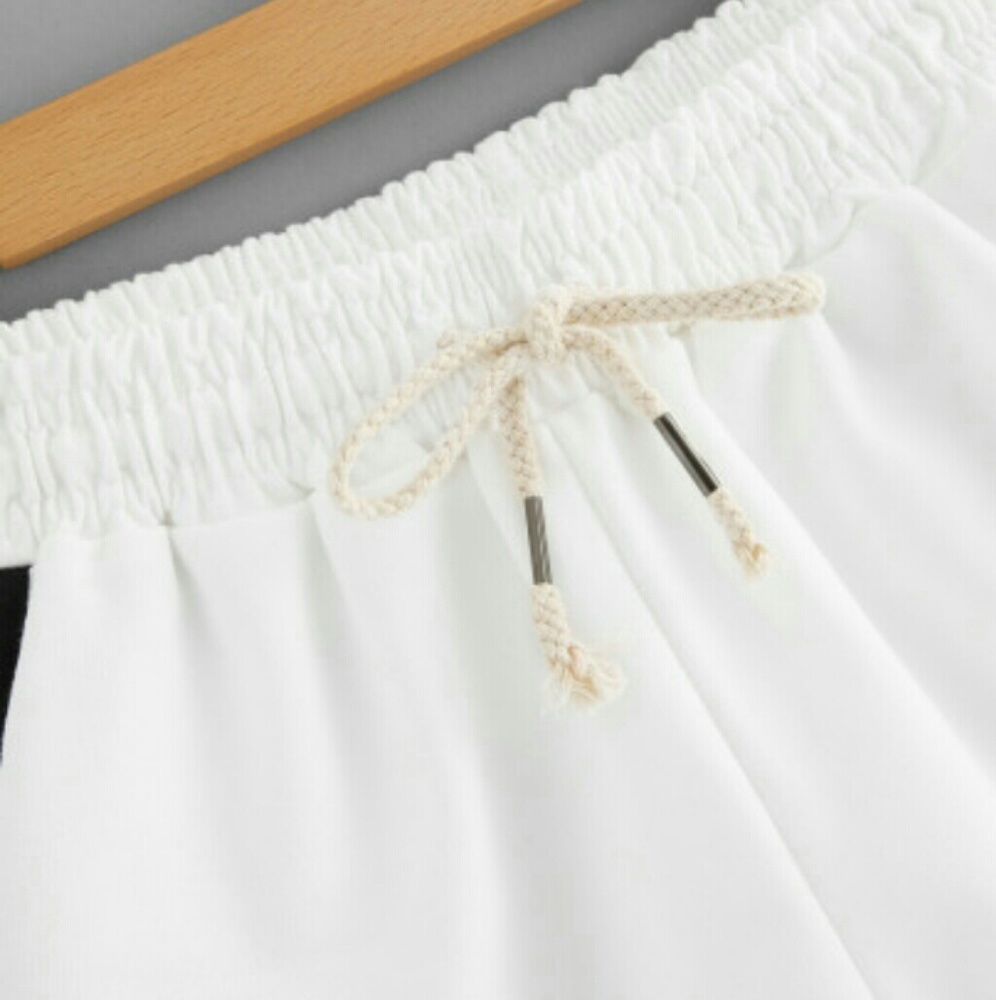 Drawstring Waist Ringer Shorts - Picture 3 of 4